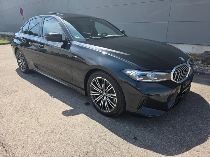 BMW 320