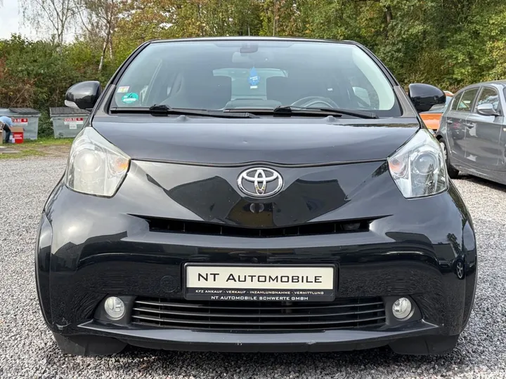 Toyota IQ
