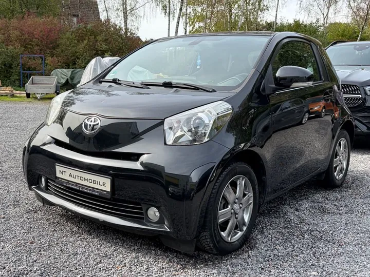 Toyota IQ