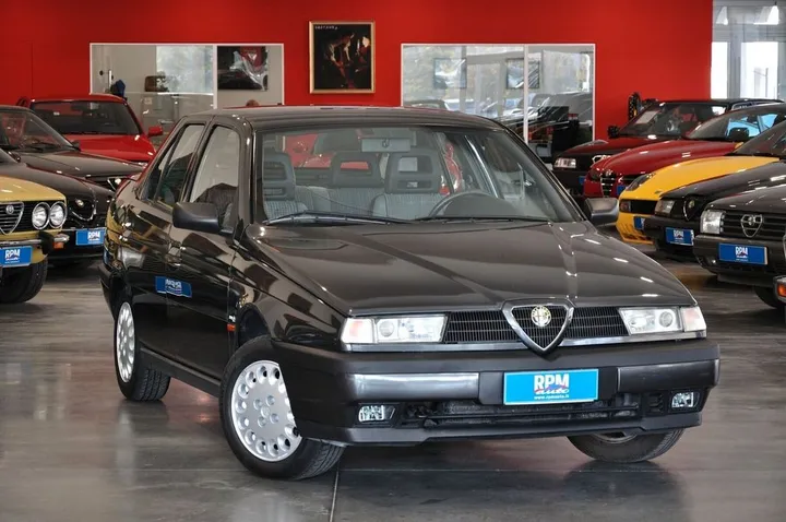 Alfa Romeo 155