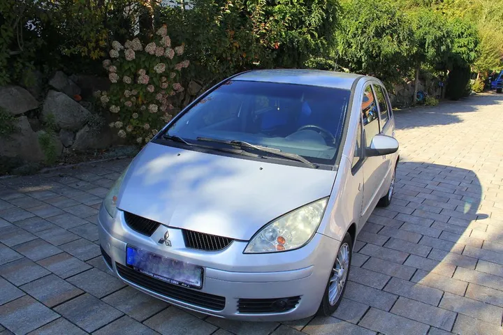 Mitsubishi Colt
