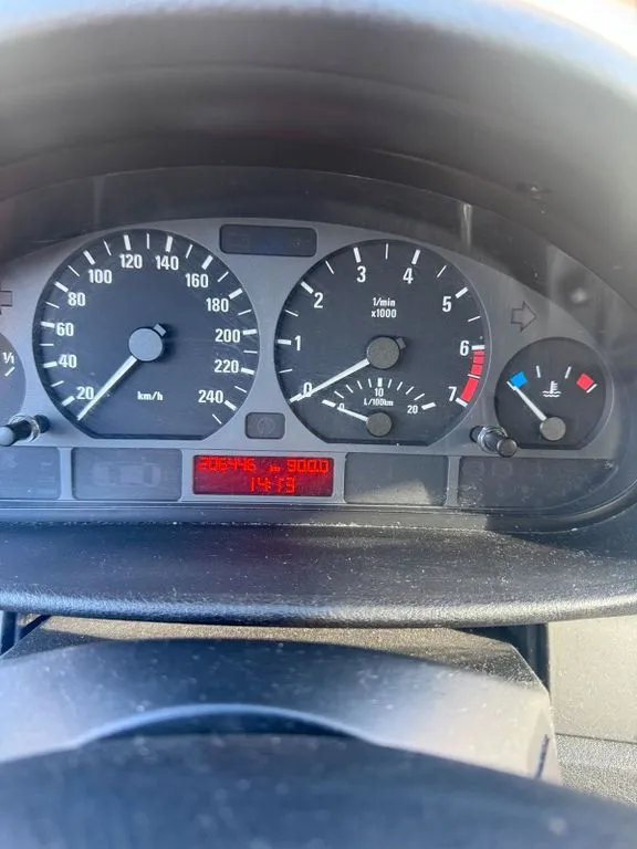 BMW 318