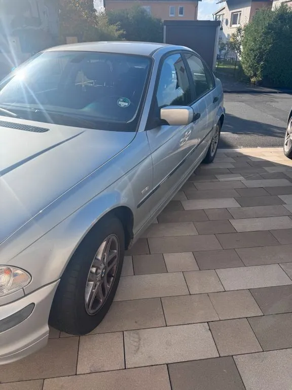 BMW 318