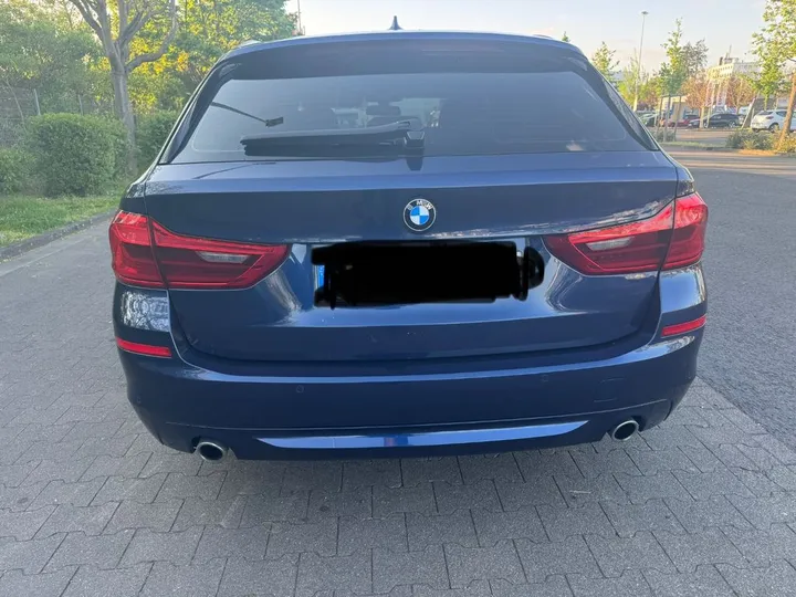 BMW 525