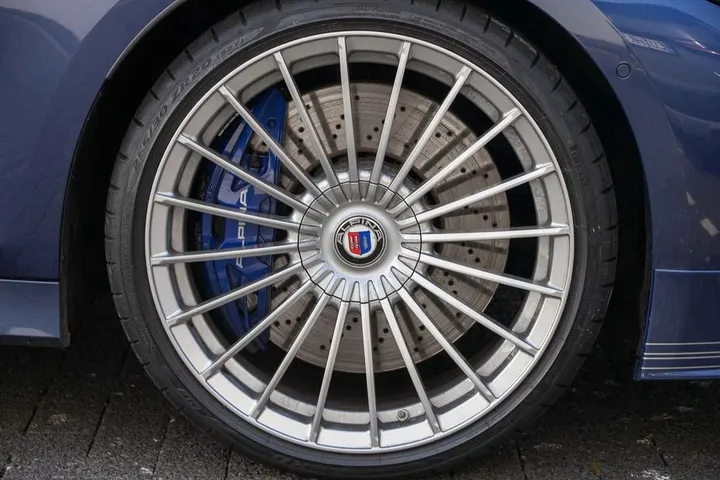 ALPINA B3