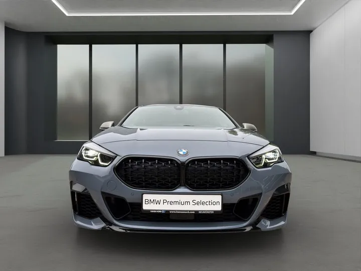 BMW M235