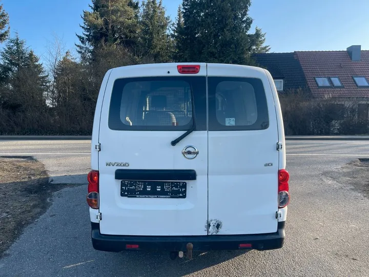 Nissan NV200