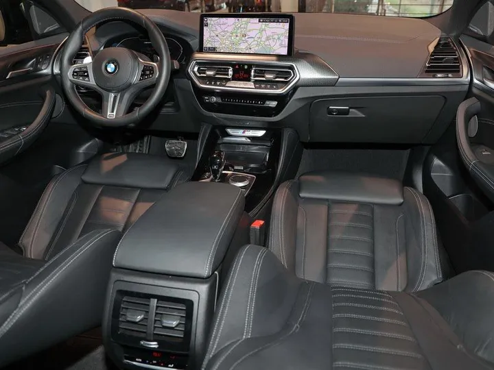 BMW X4 M40