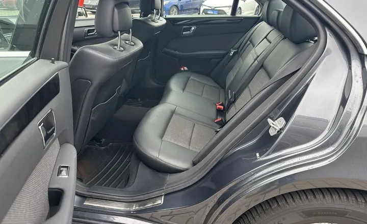 Mercedes-Benz E 250