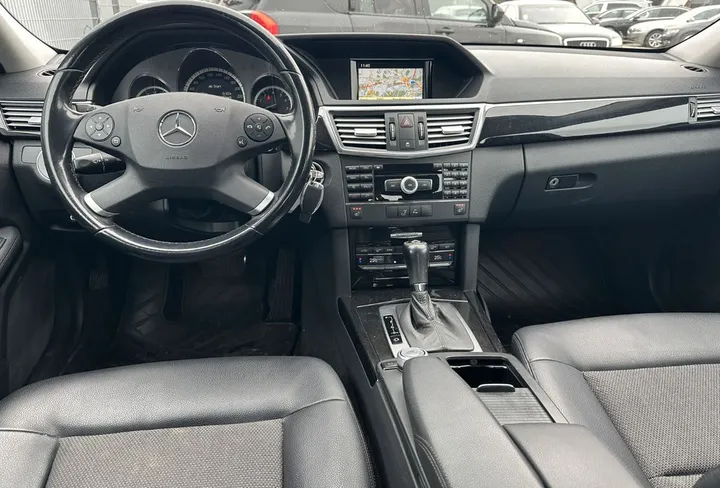 Mercedes-Benz E 250