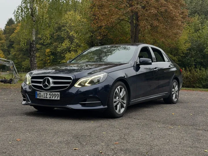 Mercedes-Benz E 300