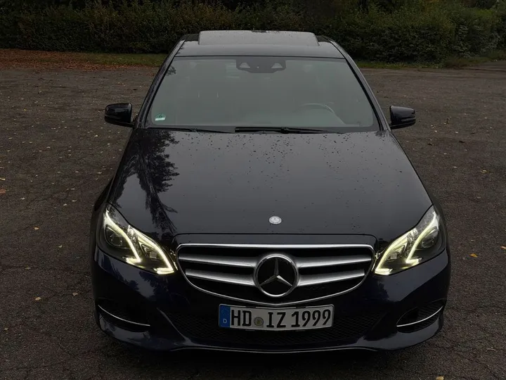 Mercedes-Benz E 300