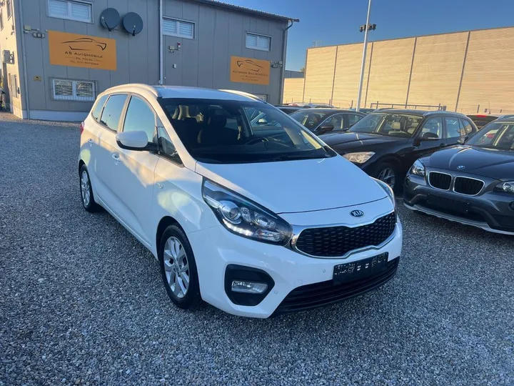 Kia Carens