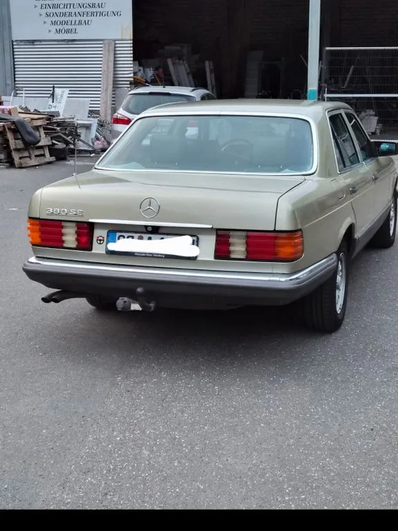 Mercedes-Benz 380