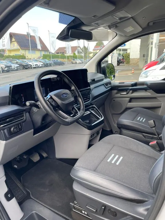 Ford Tourneo Custom