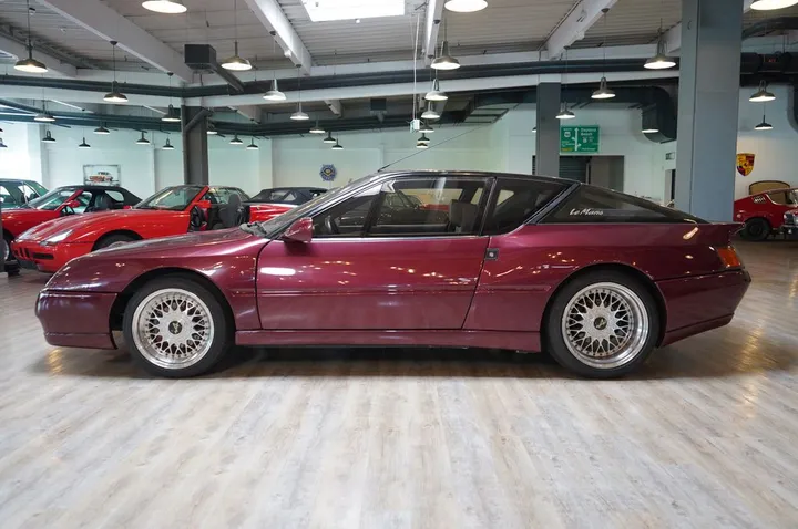 Renault Alpine V6