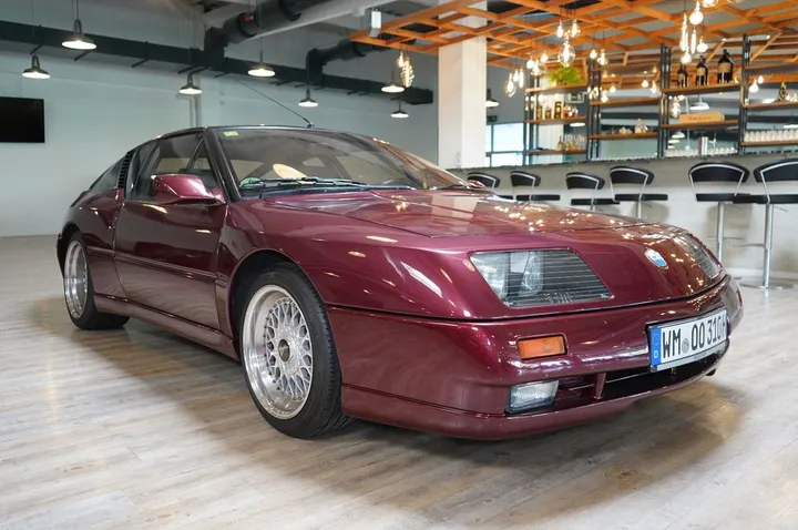 Renault Alpine V6