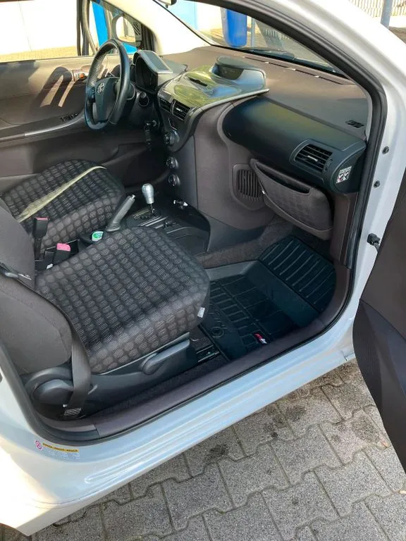 Toyota IQ