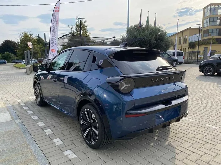 Lancia Ypsilon