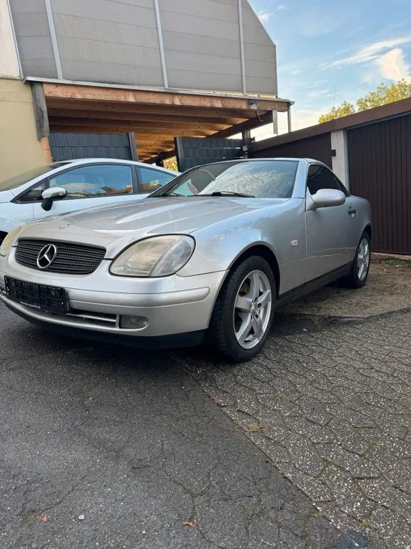 Mercedes-Benz SLK 200