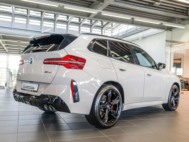 BMW X3 M50