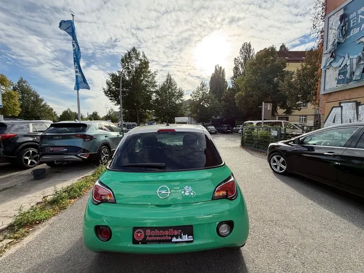 Opel Adam