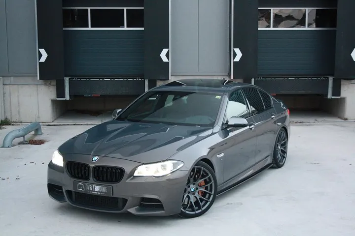 BMW M550