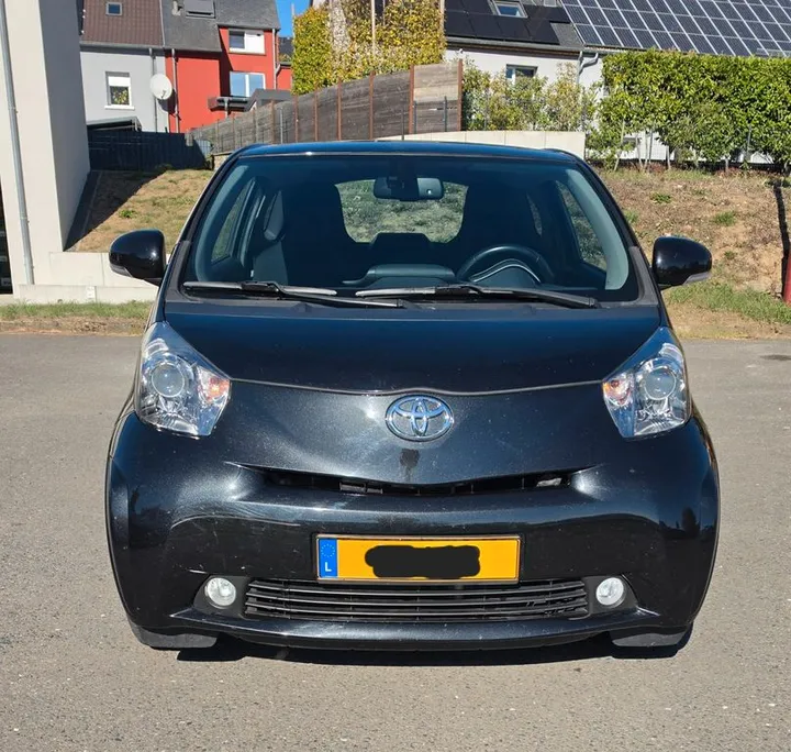 Toyota IQ