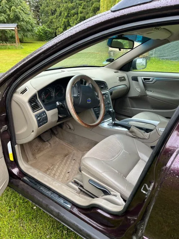 Volvo XC70