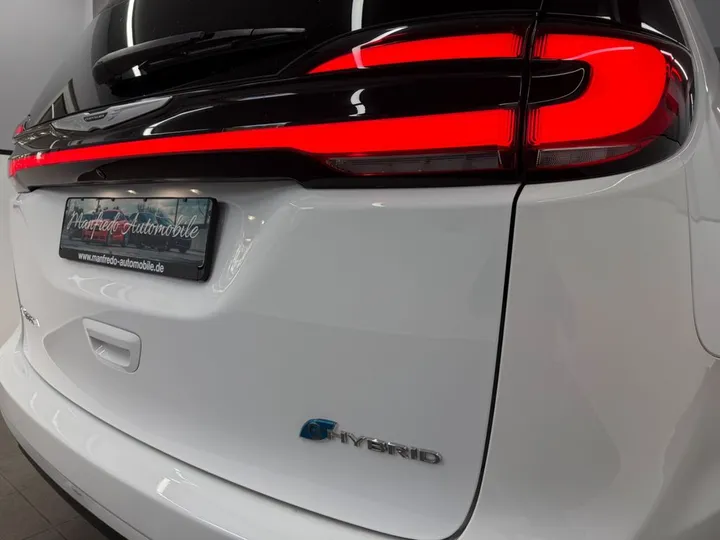 Chrysler Pacifica