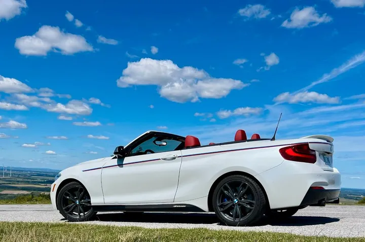 BMW M240i