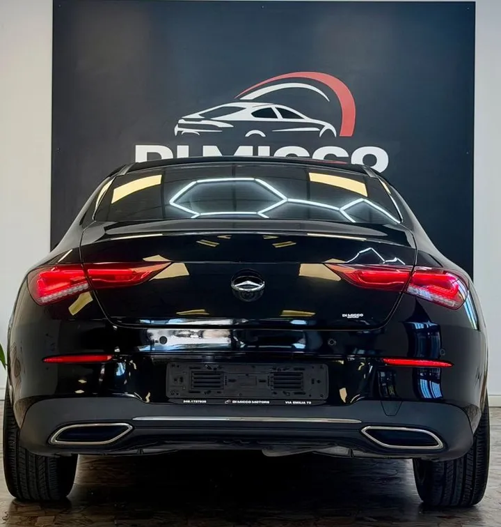 Mercedes-Benz CLA 200