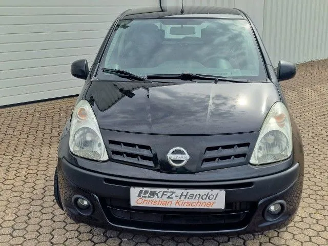 Nissan Pixo