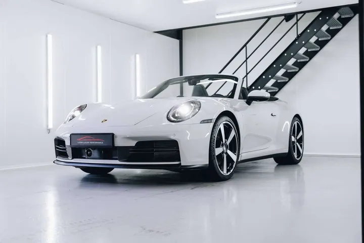 Porsche 992