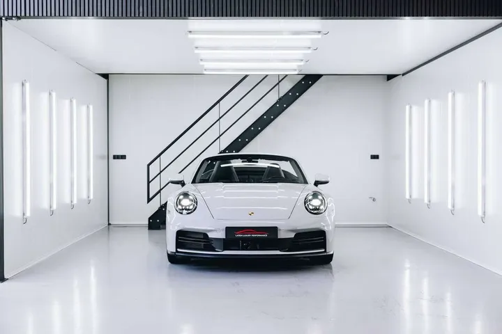 Porsche 992