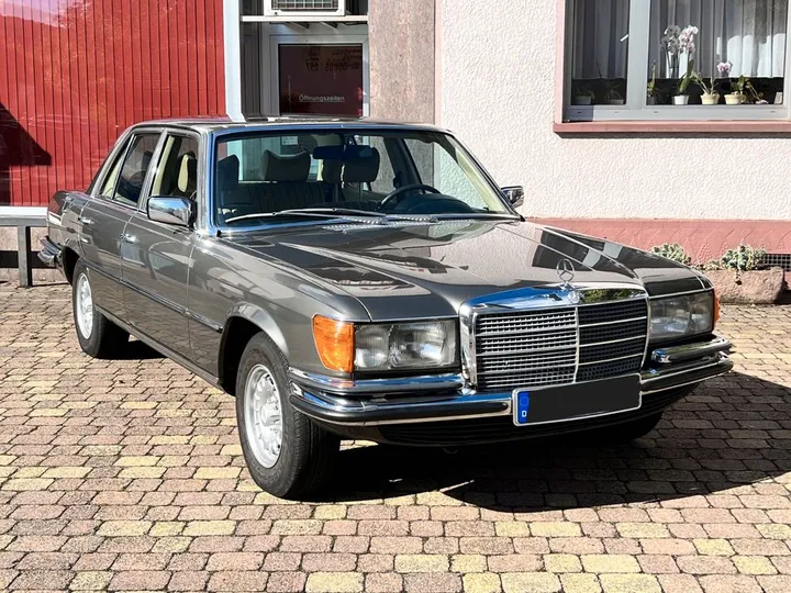 Mercedes-Benz 450