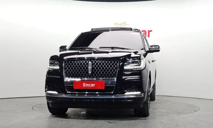 Lincoln Navigator