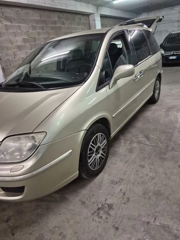 Lancia Phedra
