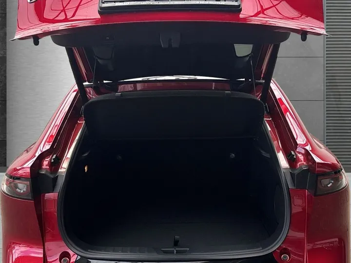 Mazda 6e