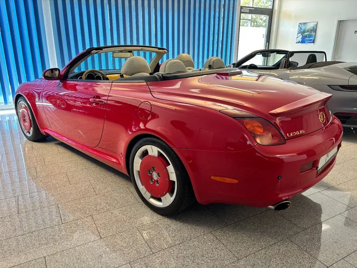 Lexus SC 430