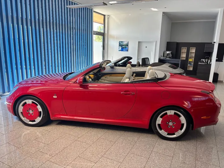 Lexus SC 430