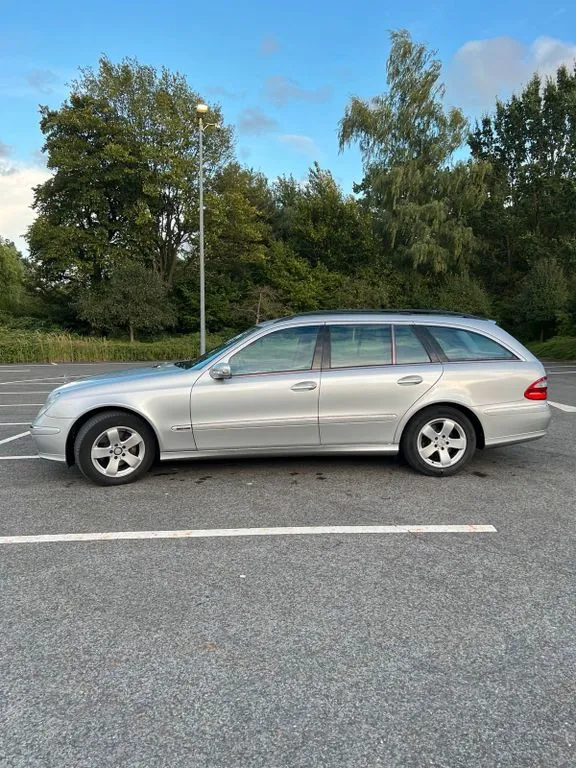 Mercedes-Benz E 280