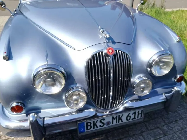 Jaguar MK II