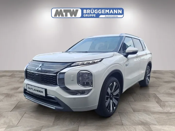 Mitsubishi Plug-in Hybrid Outlander