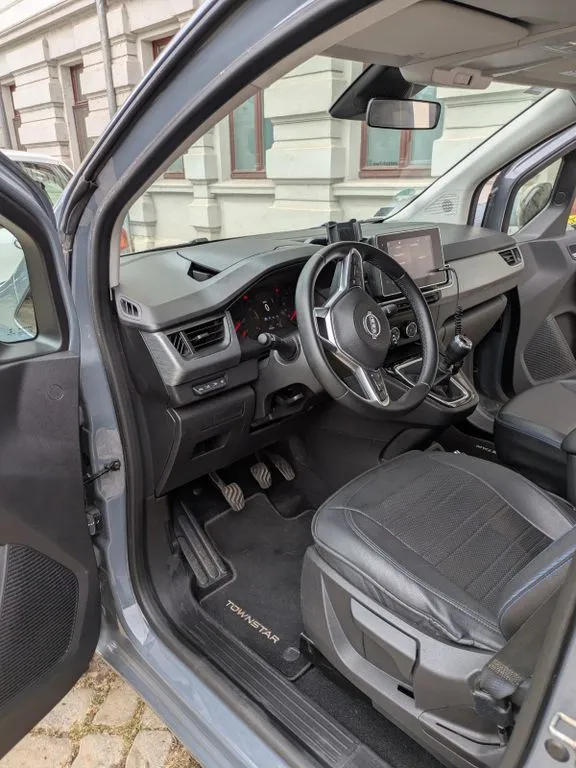 Nissan Townstar