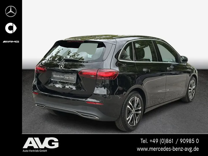 Mercedes-Benz B 200