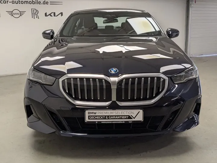 BMW 550