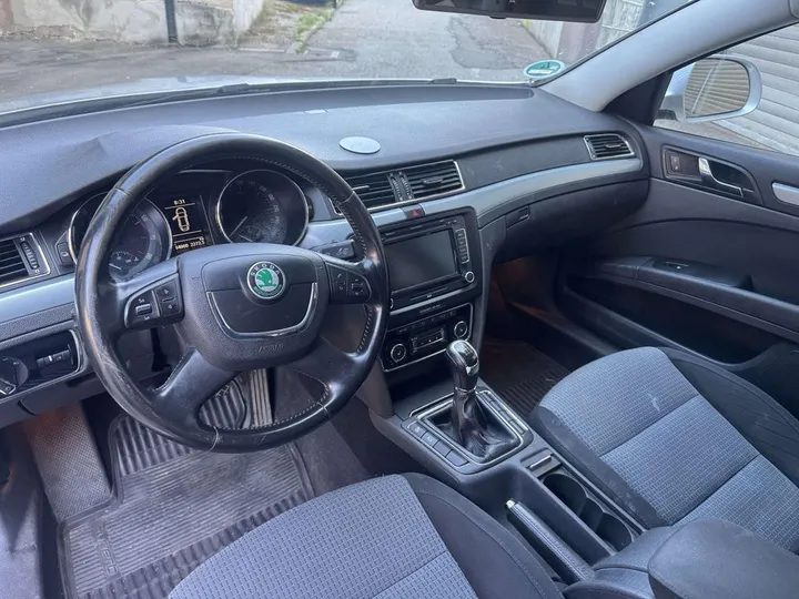 Škoda Superb