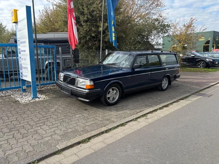 Volvo 240