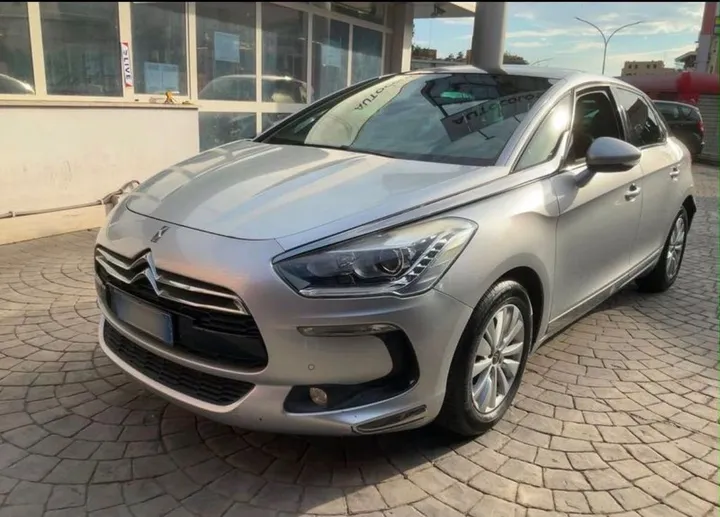 DS Automobiles DS5